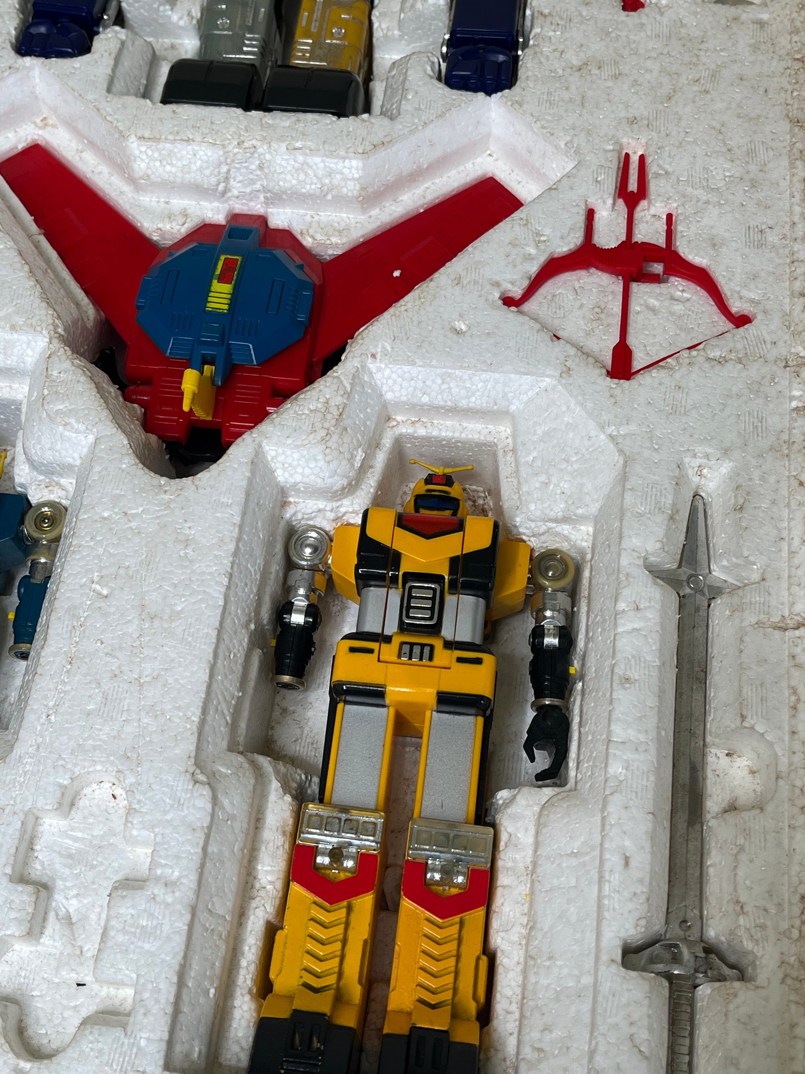 DX Chogokin Space Emperor God Sigma vue 3