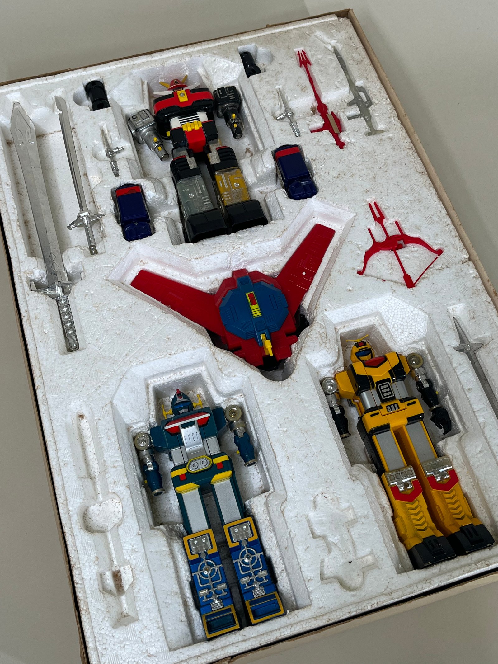 DX Chogokin Space Emperor God Sigma vue 11