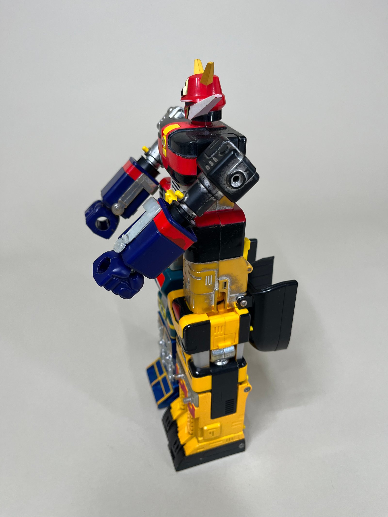 DX Chogokin Space Emperor God Sigma vue 14